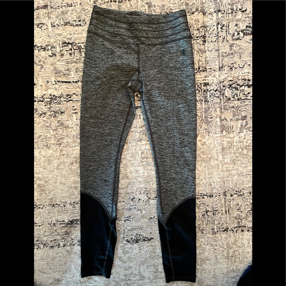 Womens The North Face Black & White Leggings XS
